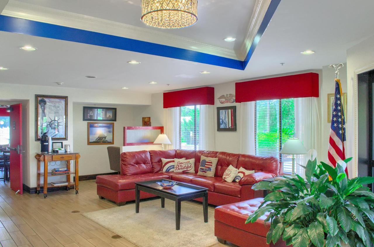 Hometown Inn Thomasville Экстерьер фото